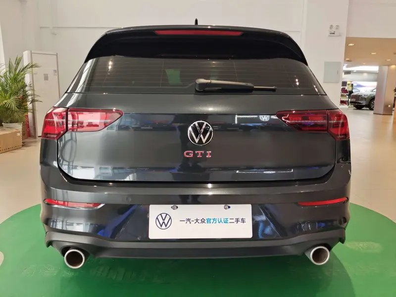 Volkswagen Golf GTI — фото 4