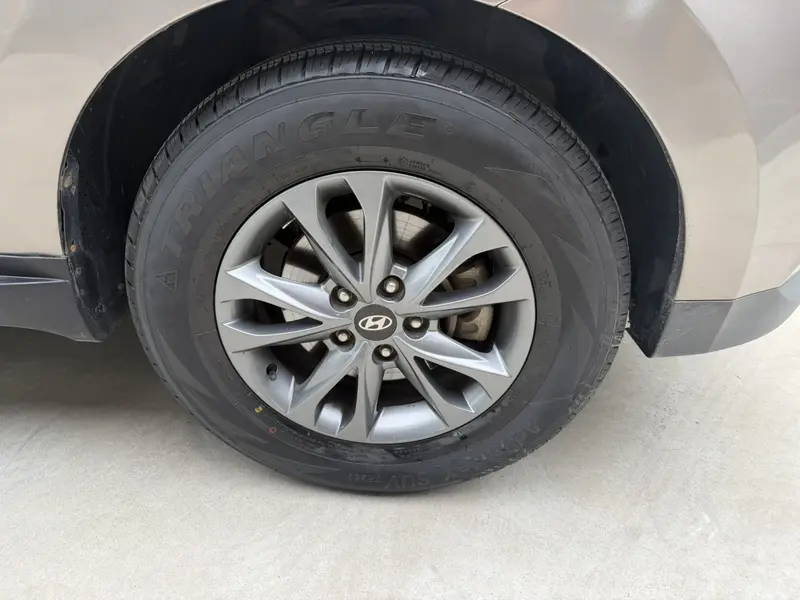 Hyundai ix 35 2.0 L MT 2 WD Comfort IV — фото 7