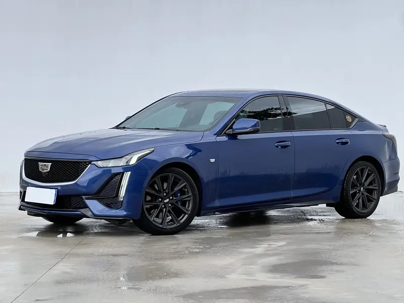 Cadillac CT5 — фото 1
