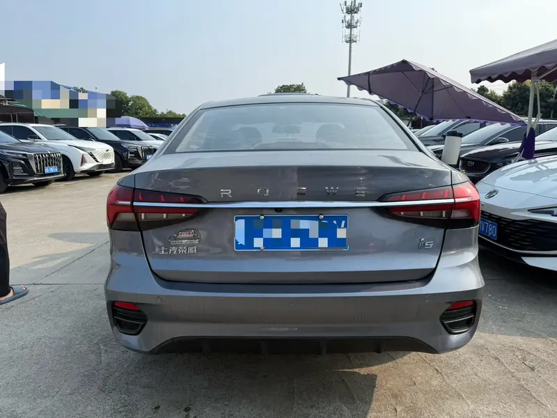 Roewe i5 — фото 5
