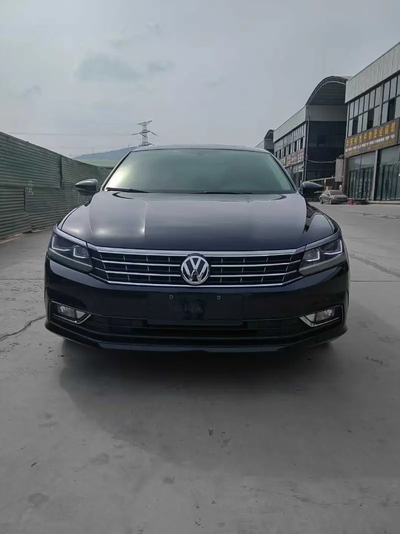Volkswagen Passat — фото 2