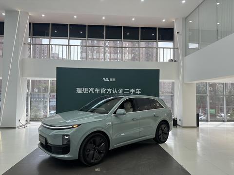 Li Auto L6