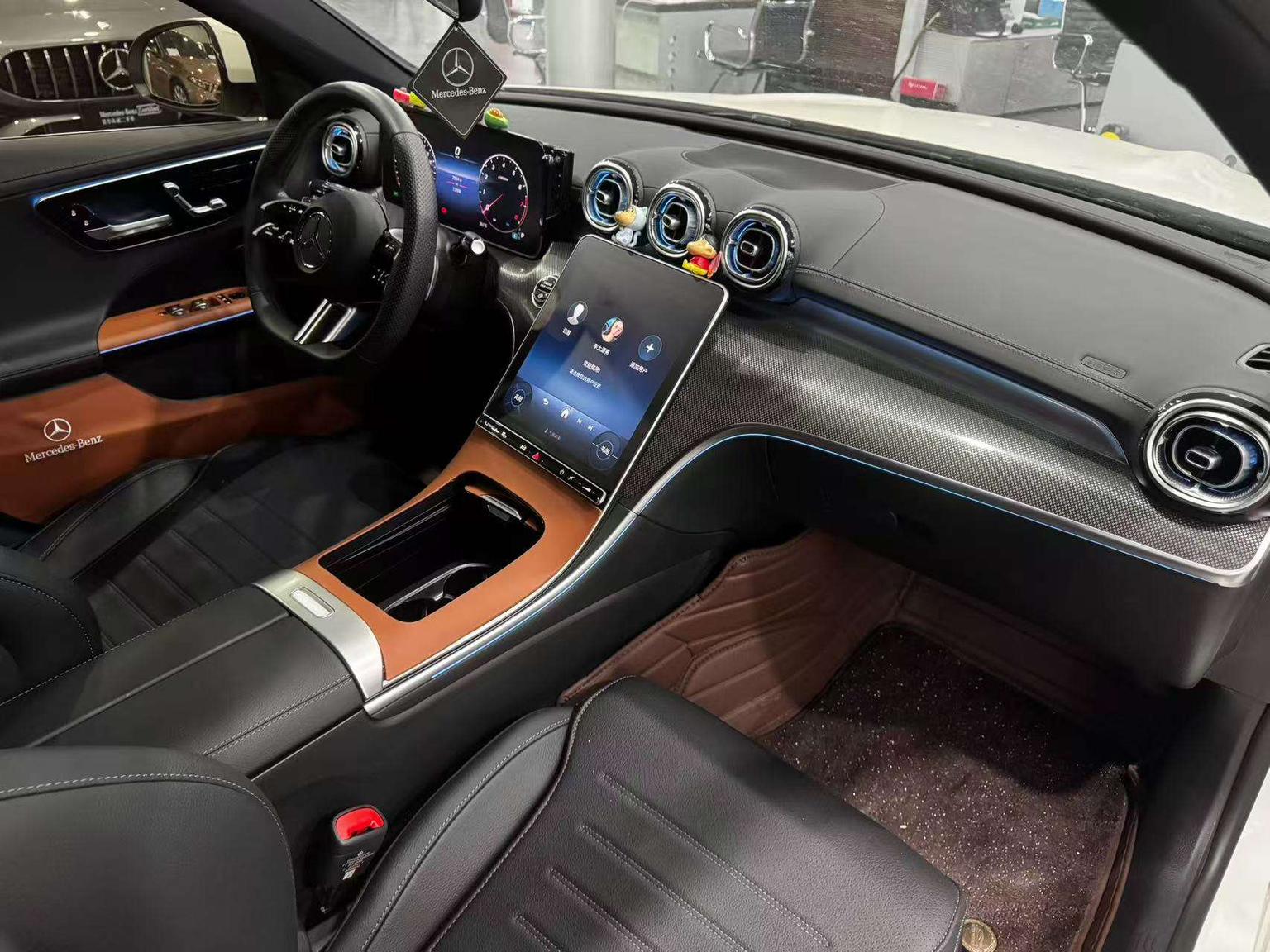 Mercedes-Benz C-Class: фотография 20 из 22