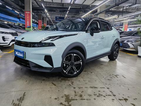 Lynk & Co 06 EM-P