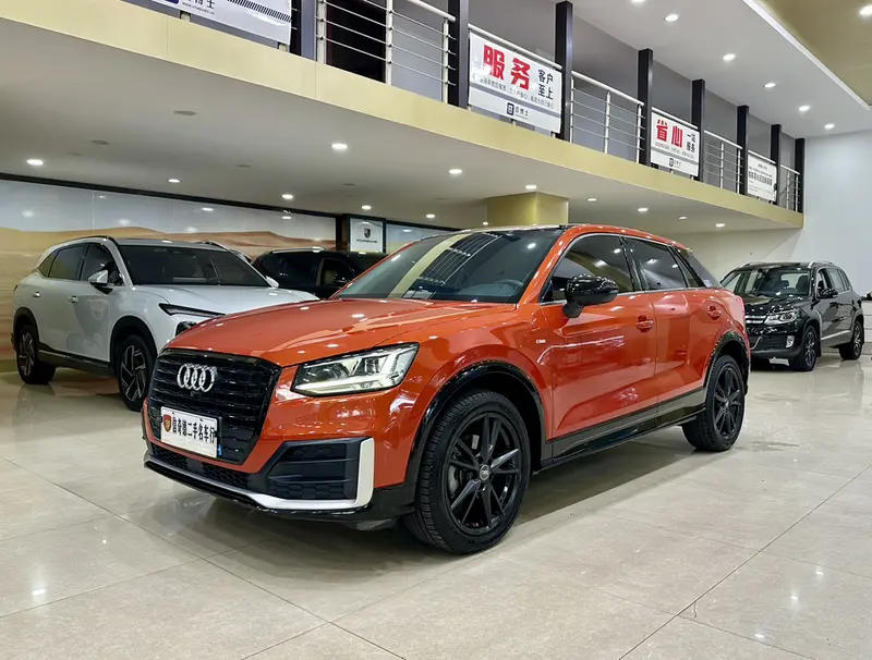 Audi Q 2 L 35 TFSI VI