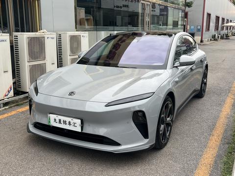Nio ET5