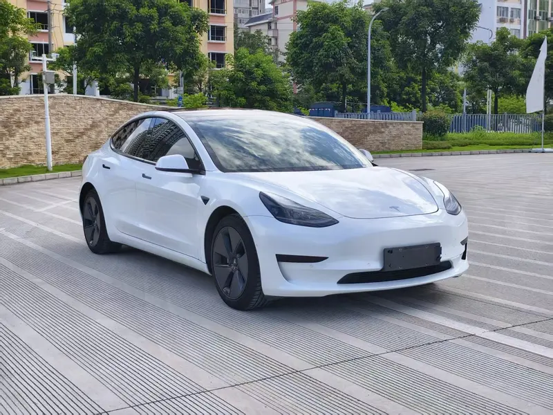 Tesla Model 3 RWD — фото 3