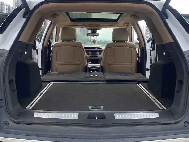 Cadillac XT5 — фото 9