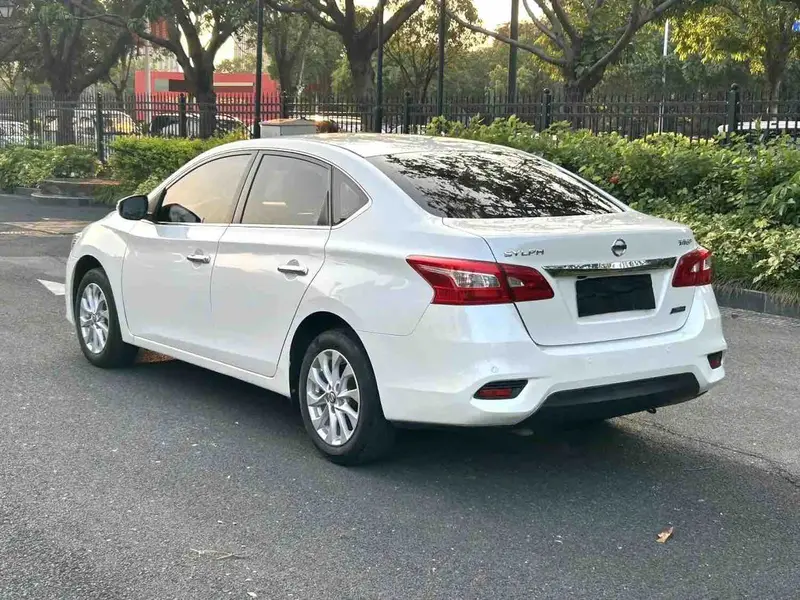 Nissan Sylphy — фото 4