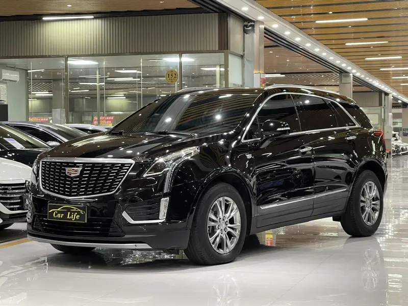 Cadillac XT5 — фото 1