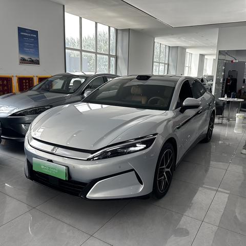 BYD Han L EV