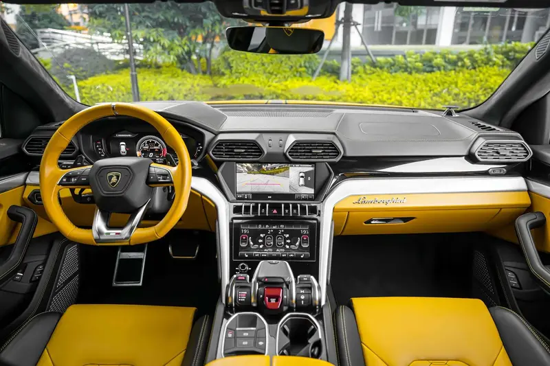 Lamborghini Urus — фото 8