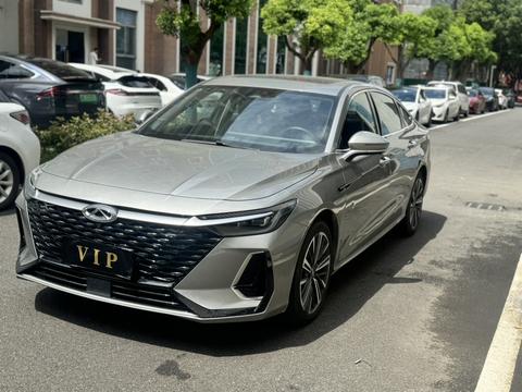 Chery Arrizo 8
