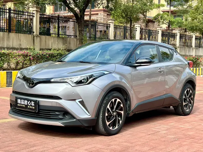 Toyota IZOA 2.0 L