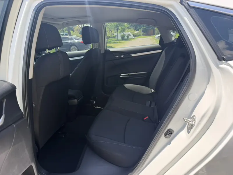 Honda Civic — фото 11