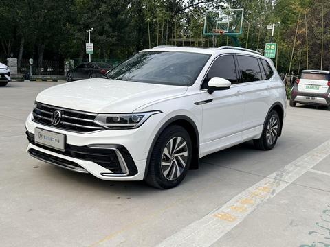 Volkswagen Tiguan L PHEV