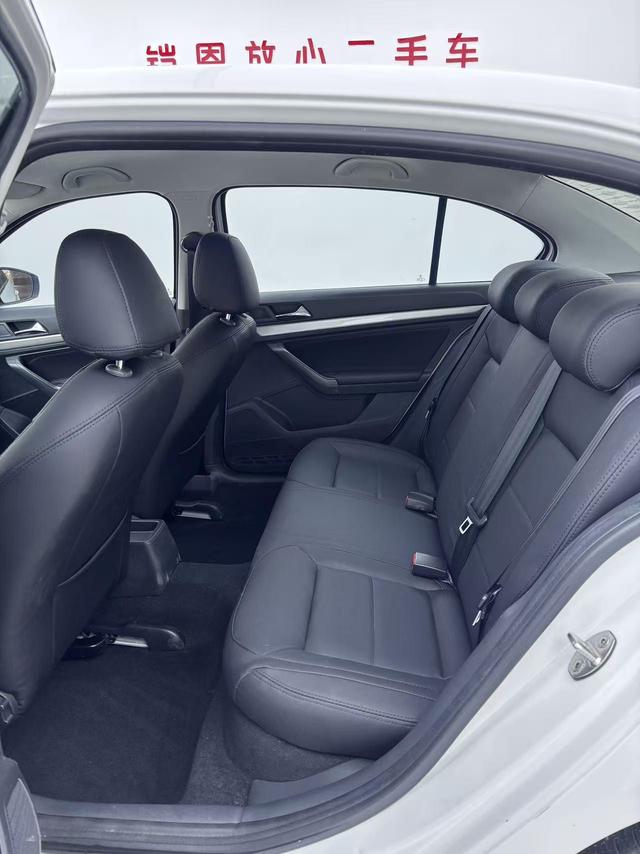 Volkswagen Lavida id 4392044 из Китая 9