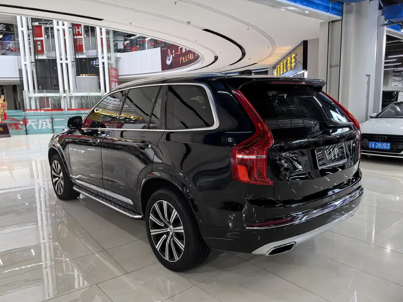 Volvo XC 90 T 6 4 WDLuxury 7 — фото 4