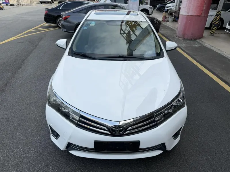 Toyota Corolla — фото 2