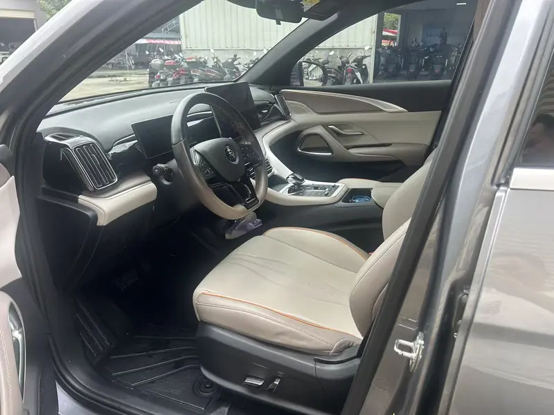 BYD Song Pro — фото 8