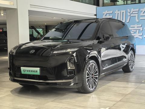 Nio ES8