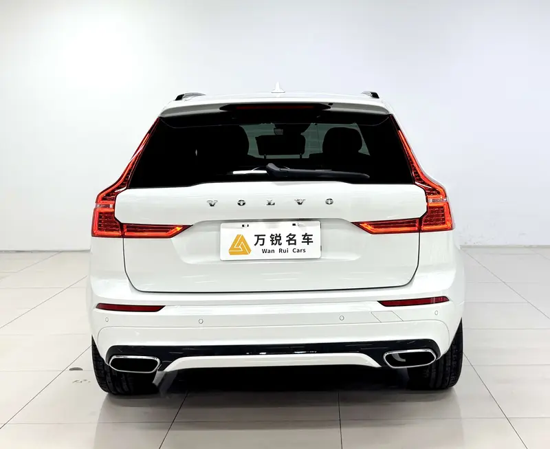 Volvo XC 60 T 5 4 WDSport — фото 3