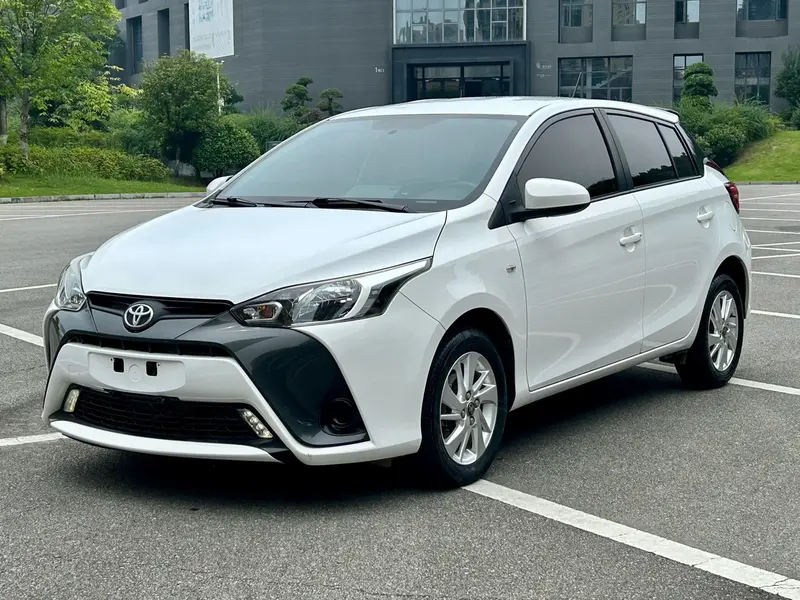 Toyota YARIS L 1.5 E CVT