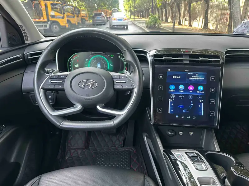 Hyundai Tucson L 1.5 T GLX 2 WD Elite — фото 11