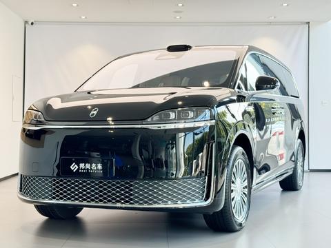 Luxeed V9