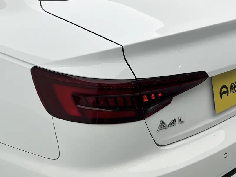 Audi A 4 L 30 45 TFSI quattro Sport — фото 3