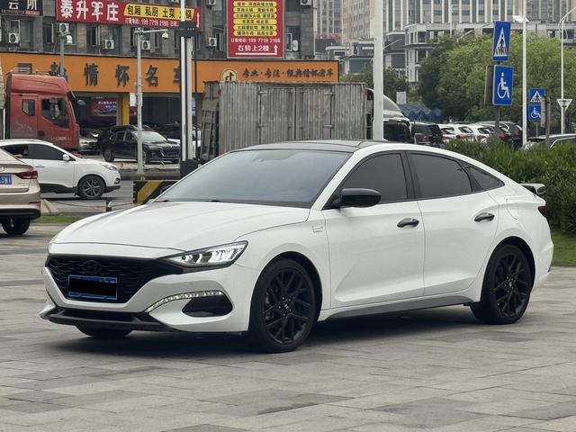 Hyundai 菲斯塔 - фото 1