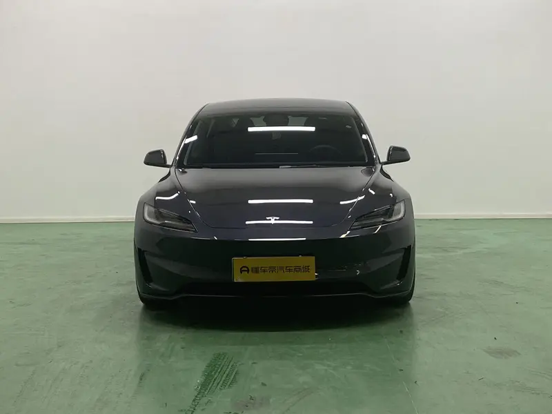 Tesla Model 3 — фото 2