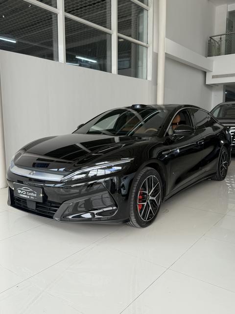 BYD Han L EV