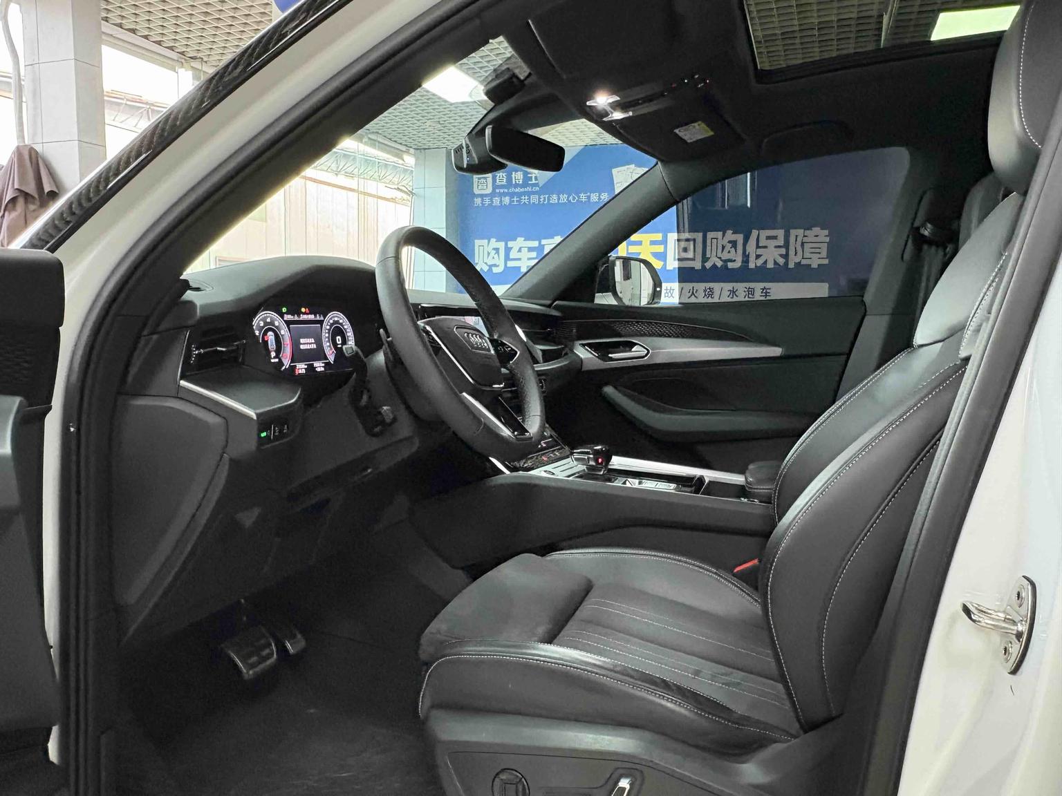 Audi Q6: фотография 11 из 15