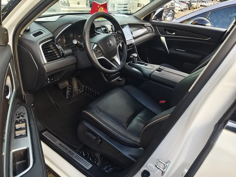 Honda Avancier 240 TURBO CVT — фото 8