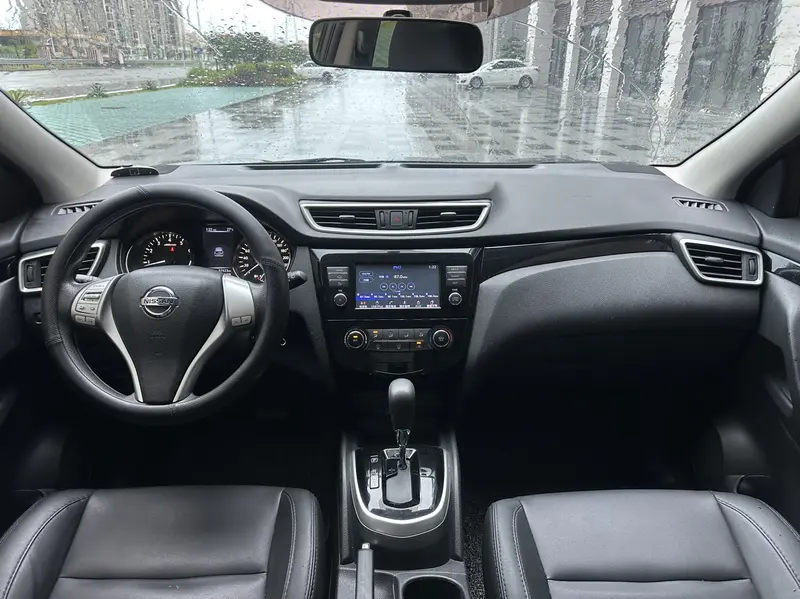 Nissan Qashqai — фото 5