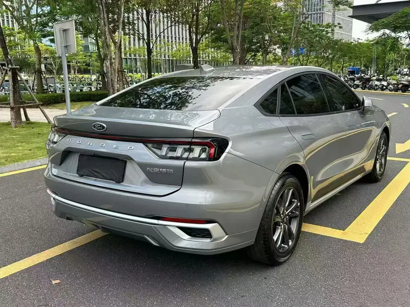 Ford Mondeo EcoBoost 245 люкс — фото 6