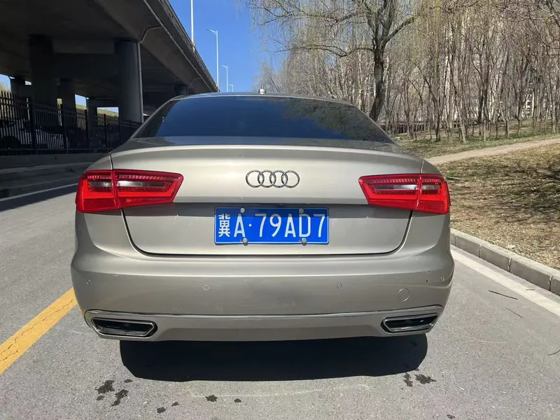 Audi A6L — фото 6