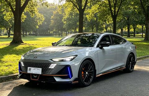 Changan UNI-V