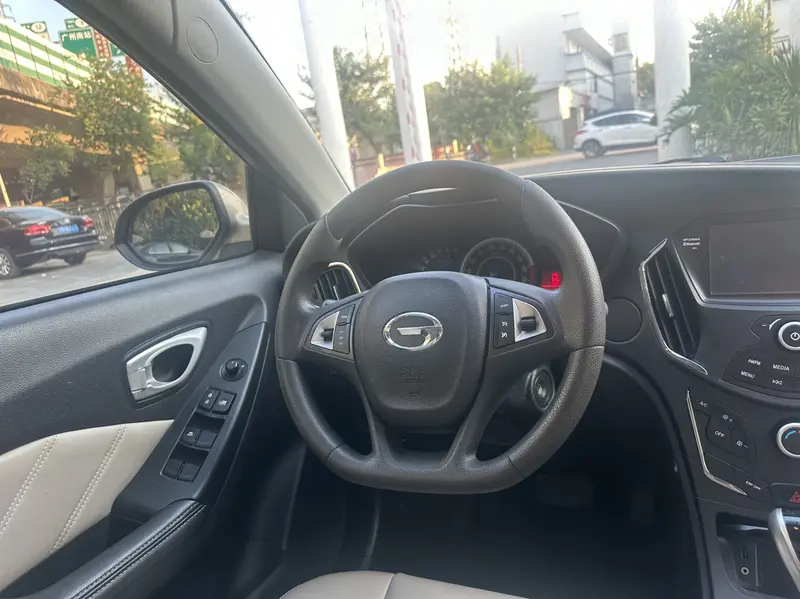 Trumpchi GA3S — фото 10