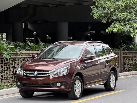 Venucia T70
