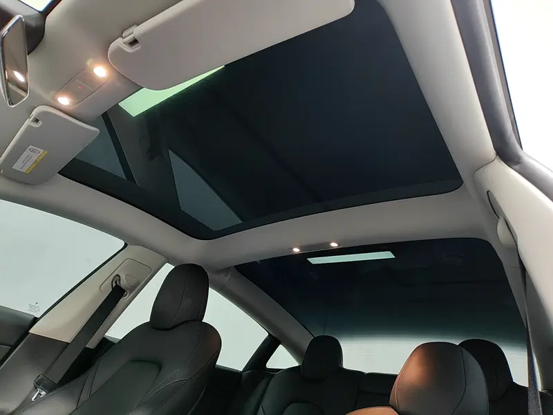 Tesla Model 3 — фото 19