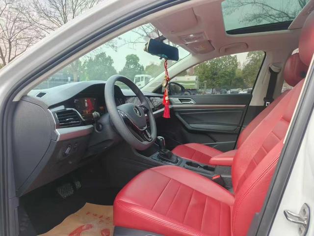 Volkswagen Lavida id 4387210 из Китая 8