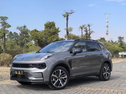 Lynk & Co 01 2021 2.0TD полноприводный Halo