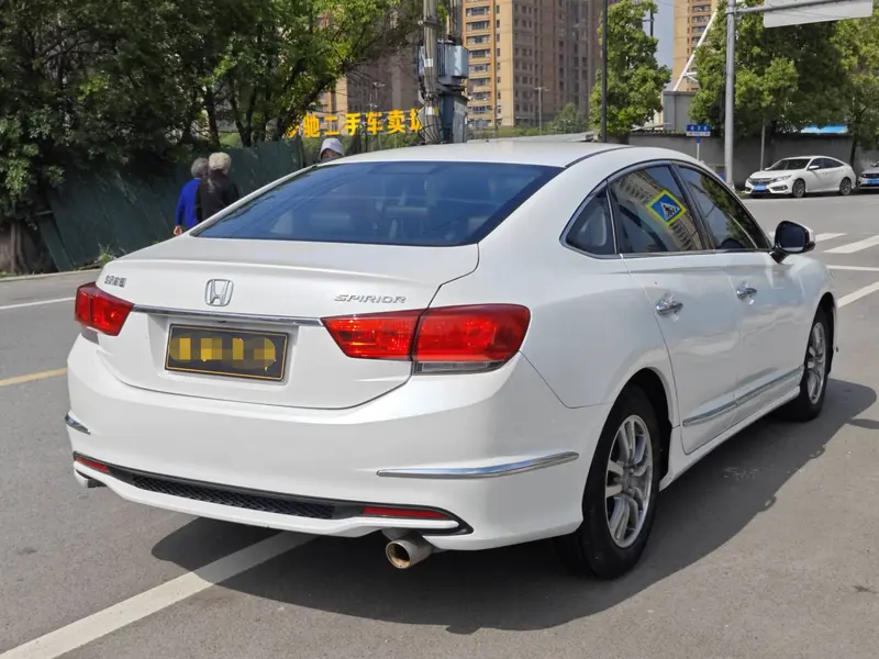 Honda Spirior — фото 6