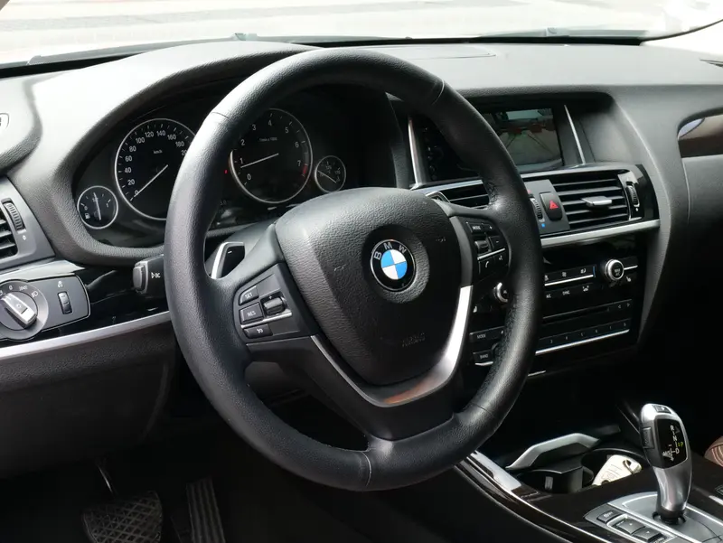 BMW X4 — фото 12