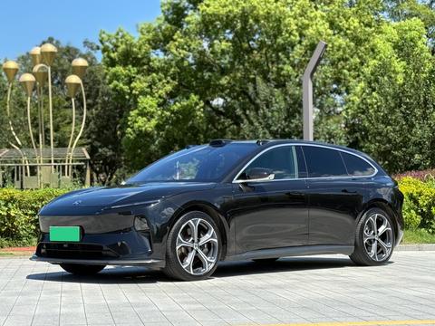 Nio ET5T