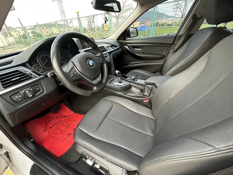 BMW 3 Series — фото 11