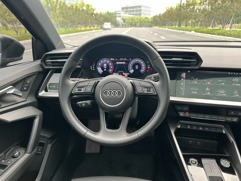 Audi A3 — фото 9