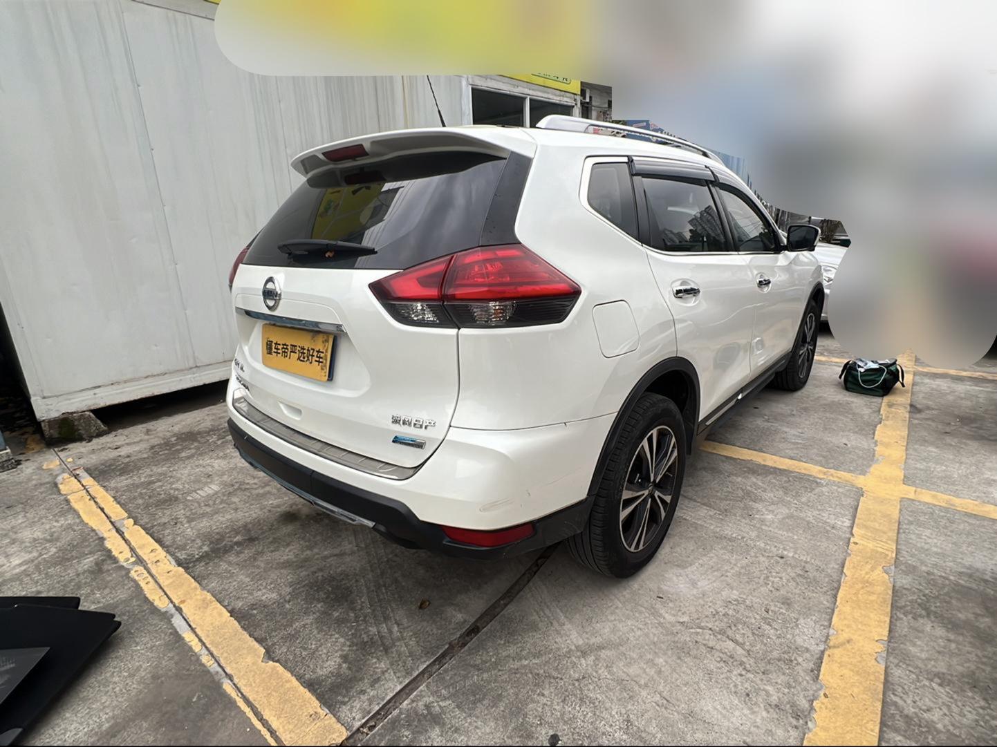 Nissan X-Trail 2017 2.5L CVT Luxury 4WD